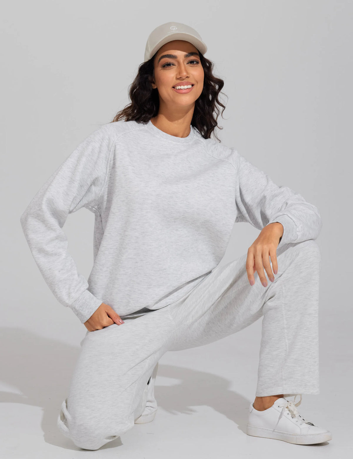 THE GYM PEOPLE Women's Long Sleeve Fleece Crewneck Sweatshirt