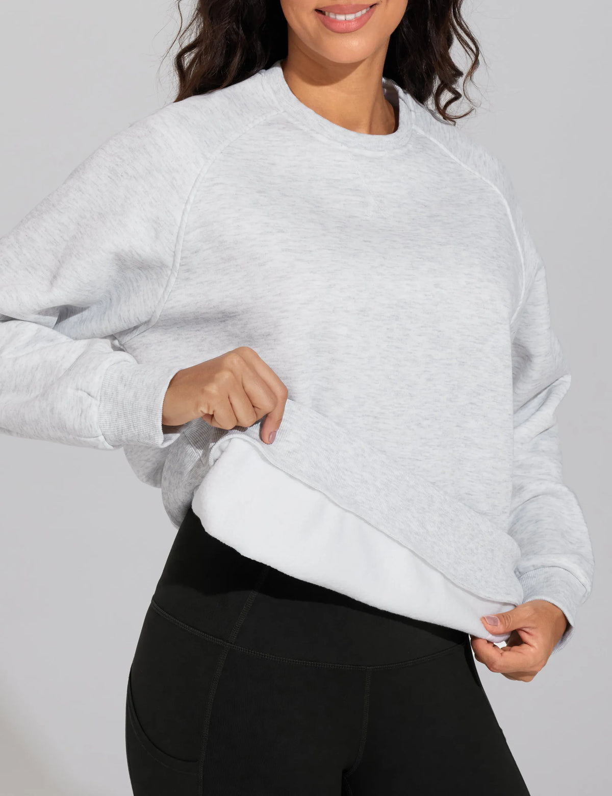 THE GYM PEOPLE Women's Long Sleeve Fleece Crewneck Sweatshirt