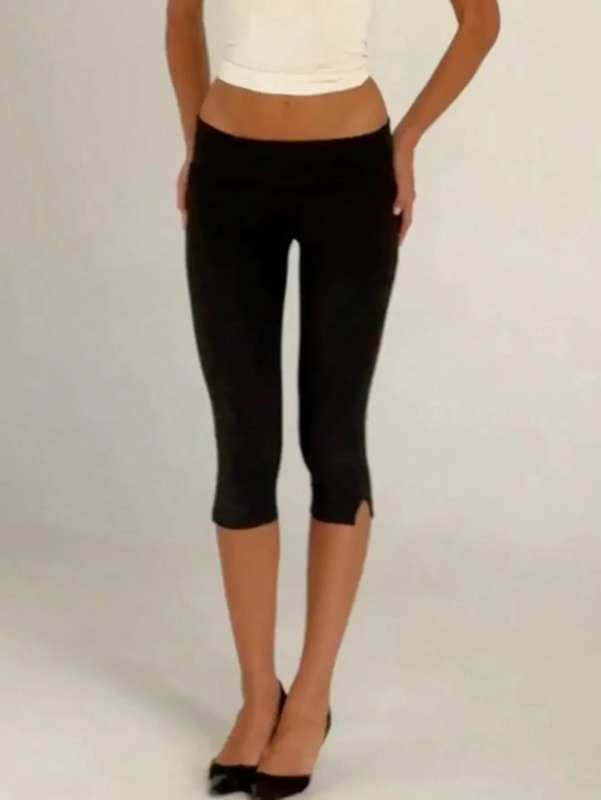 Women's Low Rise Capri Leggings With Fold Over Elastic Waistband