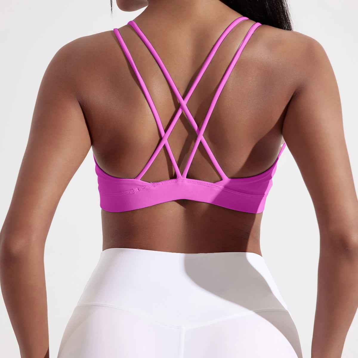 Women Breathable Cross Back Sports Bra For Gym Training